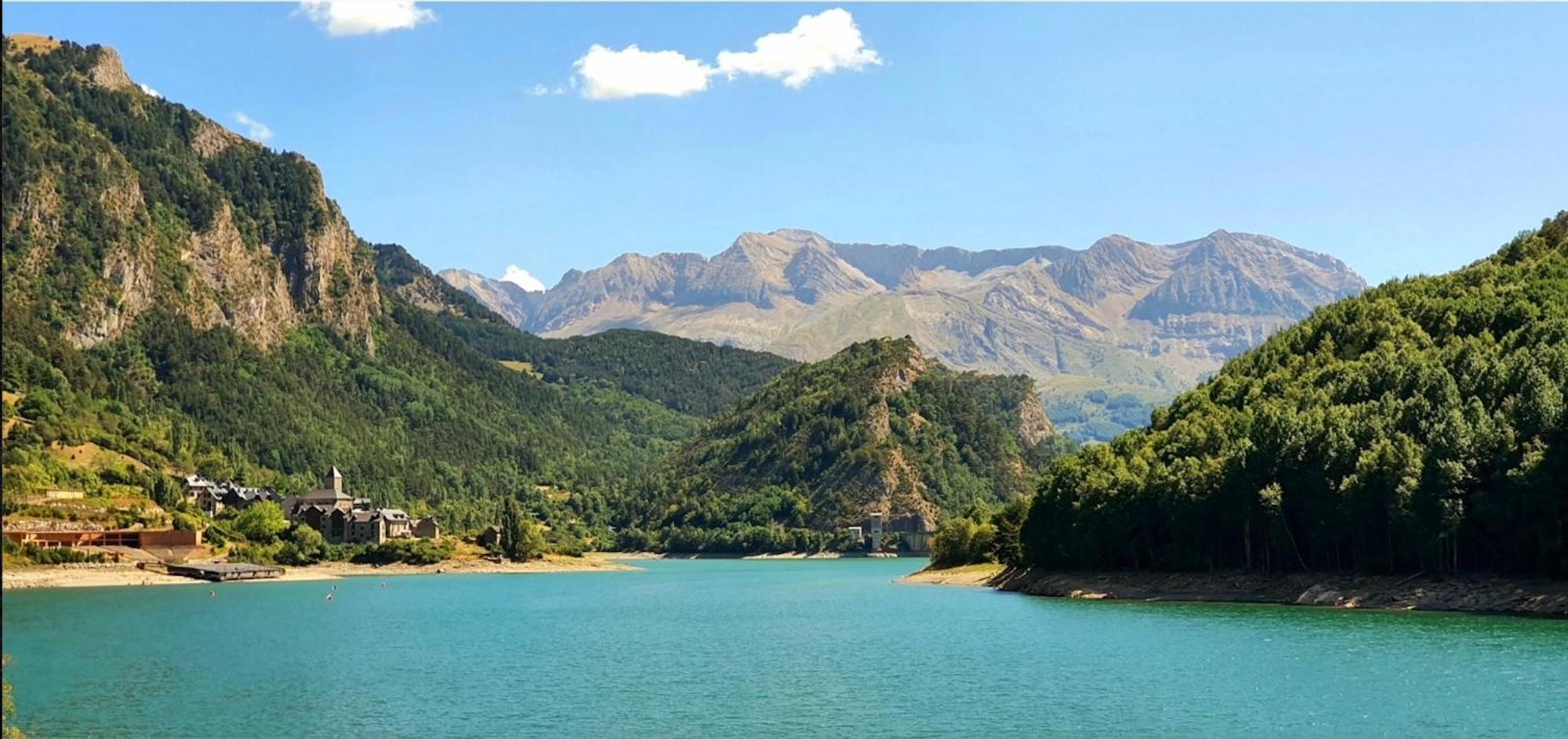 Valtrama Suite Tramacastilla de Tena Exteriér fotografie